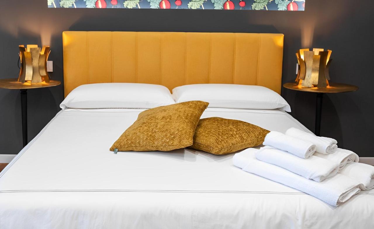 Mareluna Rooms Неаполь Экстерьер фото